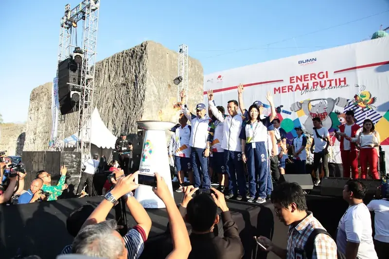 Asian Games 2018 Torch Relay in Bali: cauldron lighting on stage